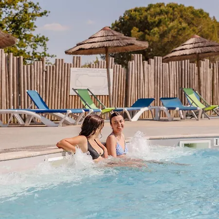 Camping Le Joli Kemp Bois-de-Cené